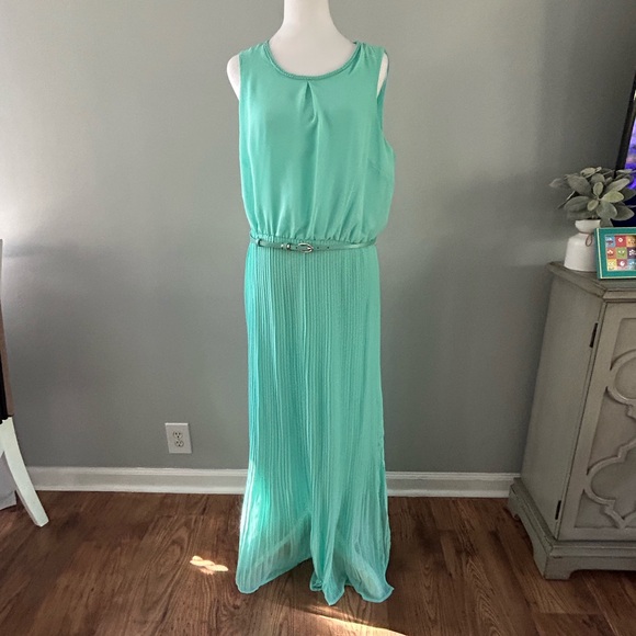 Cato Sleeveless Mint Maxi Dress - Picture 1 of 11